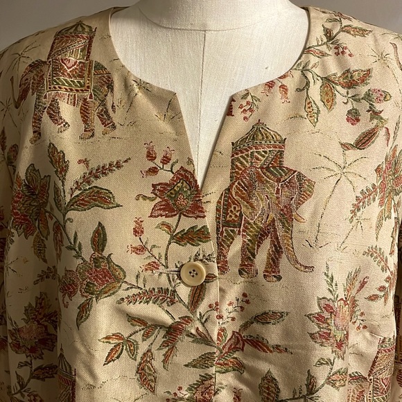 TALBOTS women’s Petite floral ELEPHANT blazer jacket SILK Asian / Indian 20WP - Picture 4 of 12